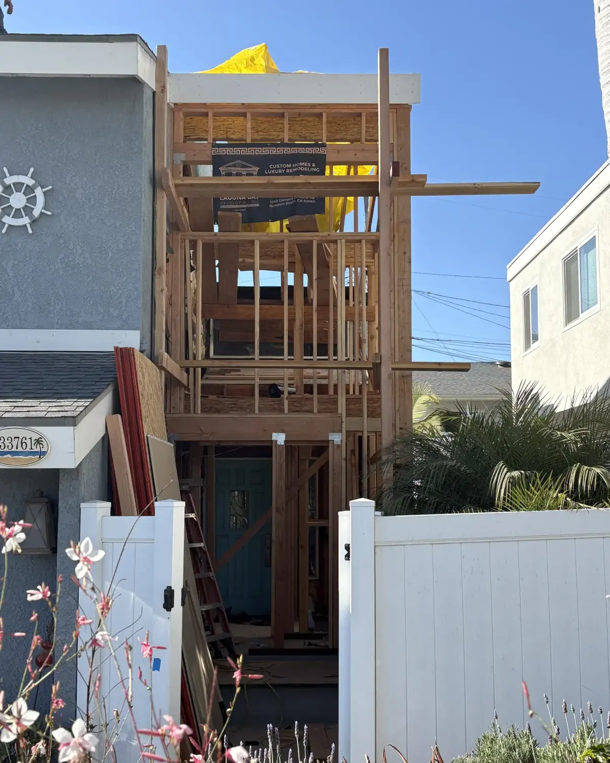 Ground-up structure going up on a Los Angeles lot